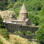 El monasterio Geghard en Armenia El monasterio Geghard en Armenia