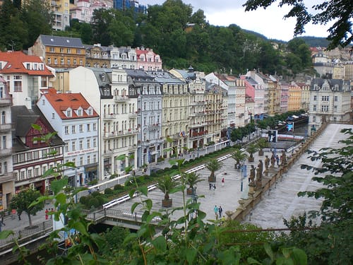 Karlovy Vary, ciudad-balneario en República Checa