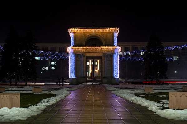 Viaje a Chisinau, guía de turismo 2 Arco del Triunfo