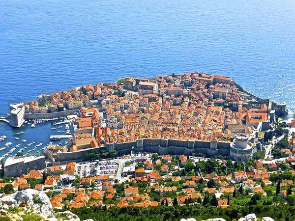 Dubrovnik vista aerea de sus murallas