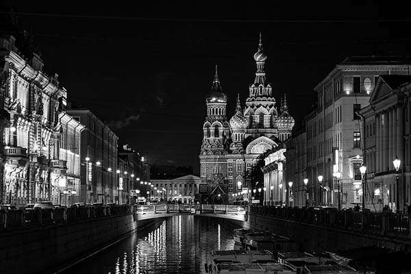 San Petersburgo en blanco y negro